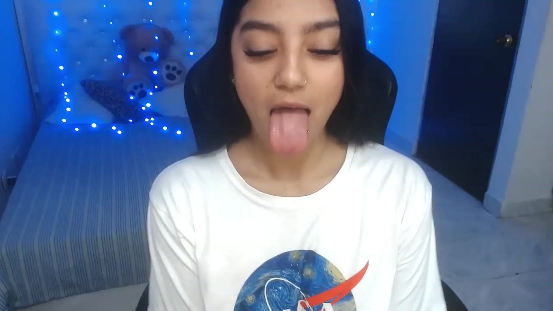 Gallery image thumbnail from Miss__Sabrina's myfreecams stream on, 11/23/2022, 04:31 image 17 of 20