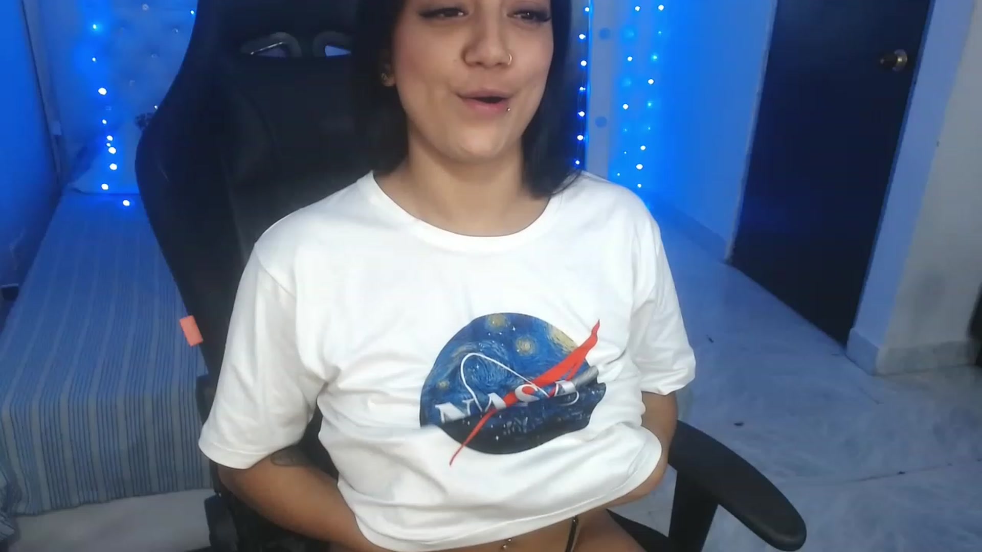 Gallery image thumbnail from Miss__Sabrina's myfreecams stream on, 11/23/2022, 05:48 image 14 of 20
