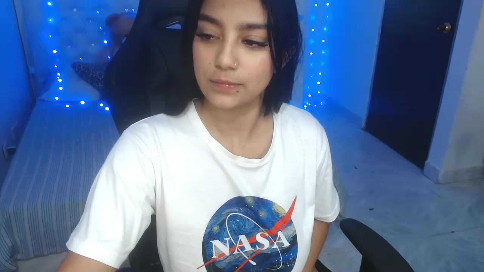 Gallery image thumbnail from Miss__Sabrina's myfreecams stream on, 11/23/2022, 05:48 image 2 of 20