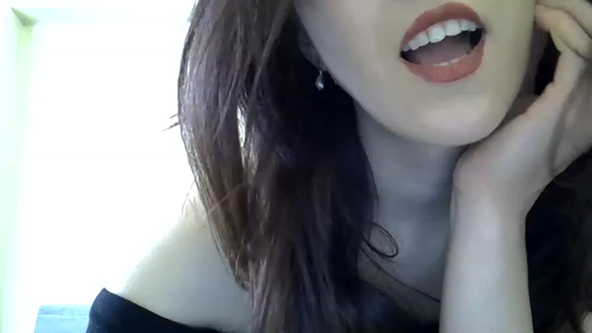 Gallery image thumbnail from Miss___Miss's myfreecams stream on, 11/28/2022, 10:07 image 8 of 20