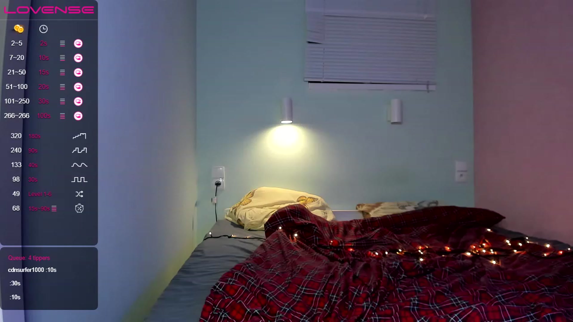 Gallery image thumbnail from Miss__giggles's myfreecams stream on, 08/27/2023, 18:44 image 19 of 20