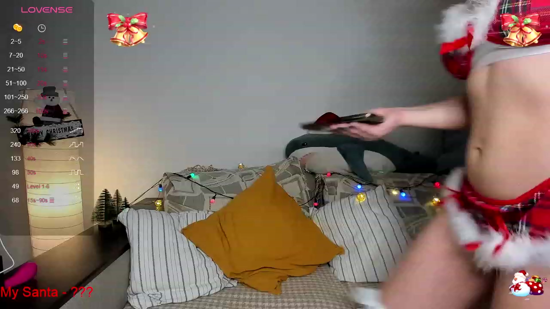 Gallery image thumbnail from Miss__giggles's myfreecams stream on, 12/24/2023, 18:56 image 10 of 20