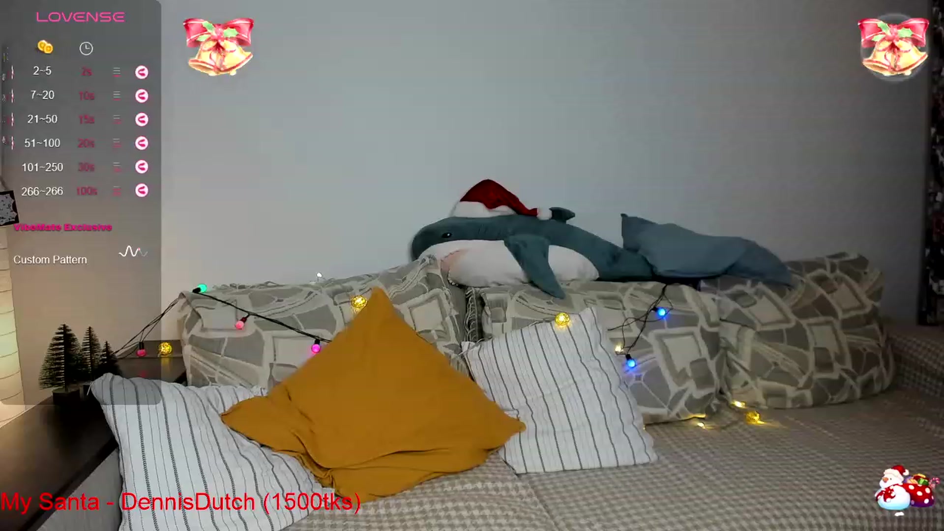Gallery image thumbnail from Miss__giggles's myfreecams stream on, 12/24/2023, 20:31 image 19 of 20