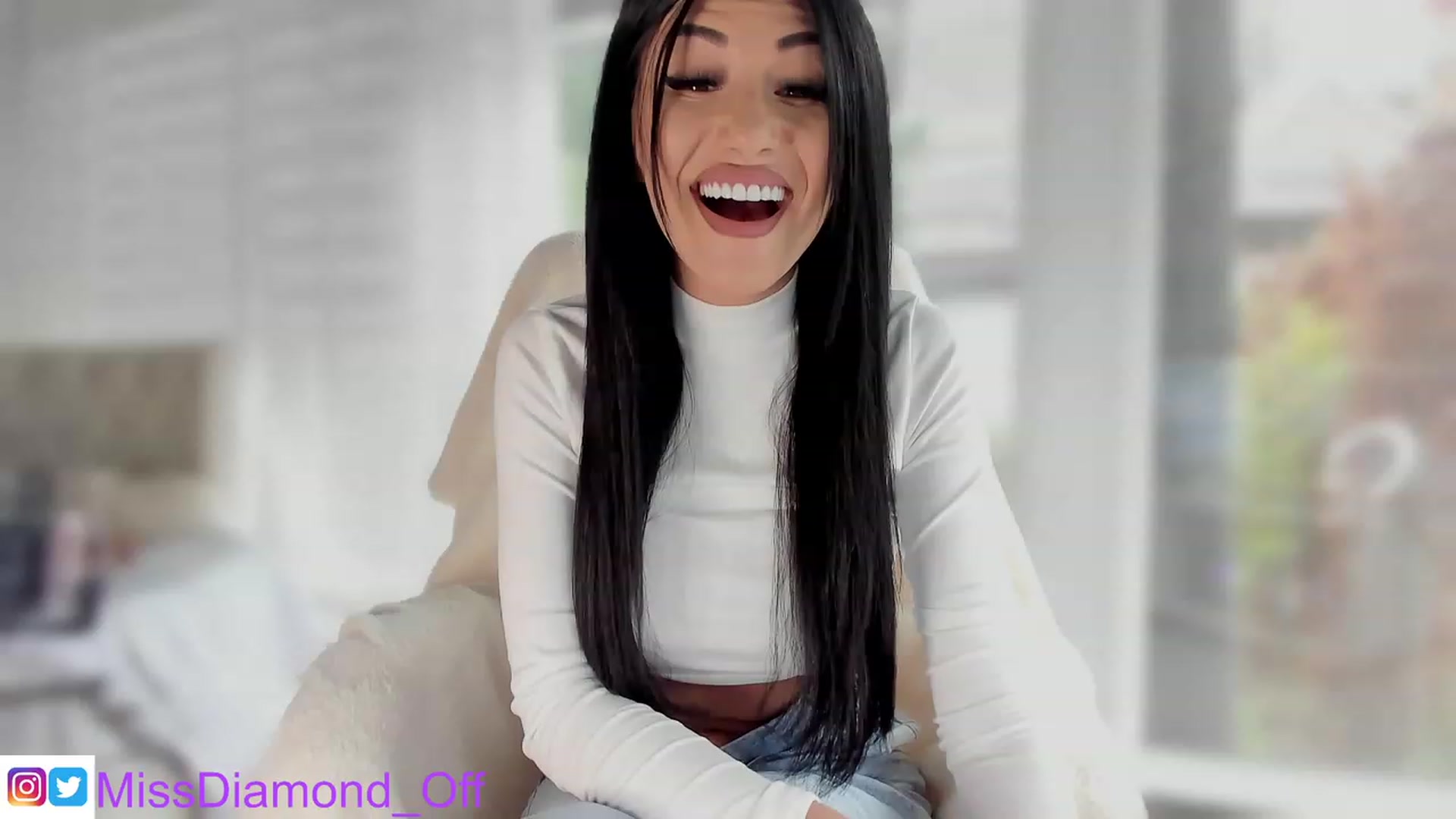 Gallery image thumbnail from Miss_diamond_'s myfreecams stream on, 11/22/2022, 11:03 image 2 of 20