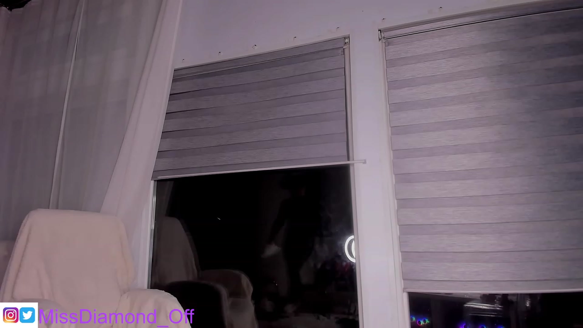 Gallery image thumbnail from Miss_diamond_'s myfreecams stream on, 12/20/2022, 15:06 image 19 of 20