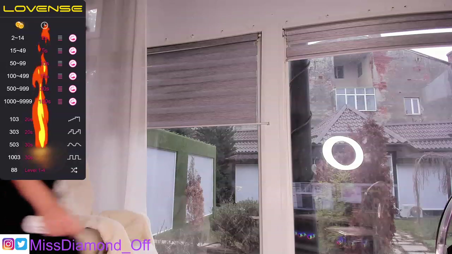 Gallery image thumbnail from Miss_diamond_'s myfreecams stream on, 12/22/2022, 14:11 image 17 of 20