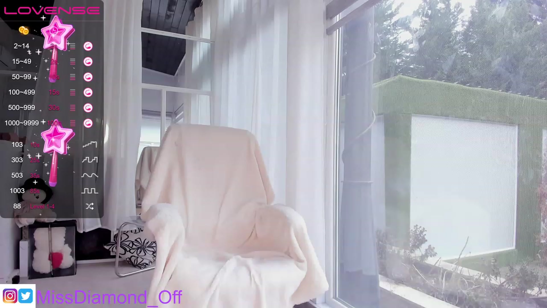 Gallery image thumbnail from Miss_diamond_'s myfreecams stream on, 02/06/2023, 13:17 image 12 of 20