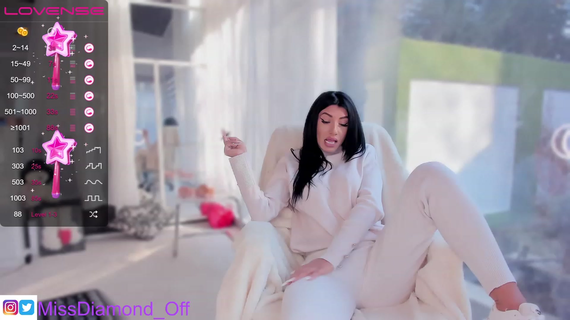Gallery image thumbnail from Miss_diamond_'s myfreecams stream on, 02/10/2023, 07:28 image 1 of 20