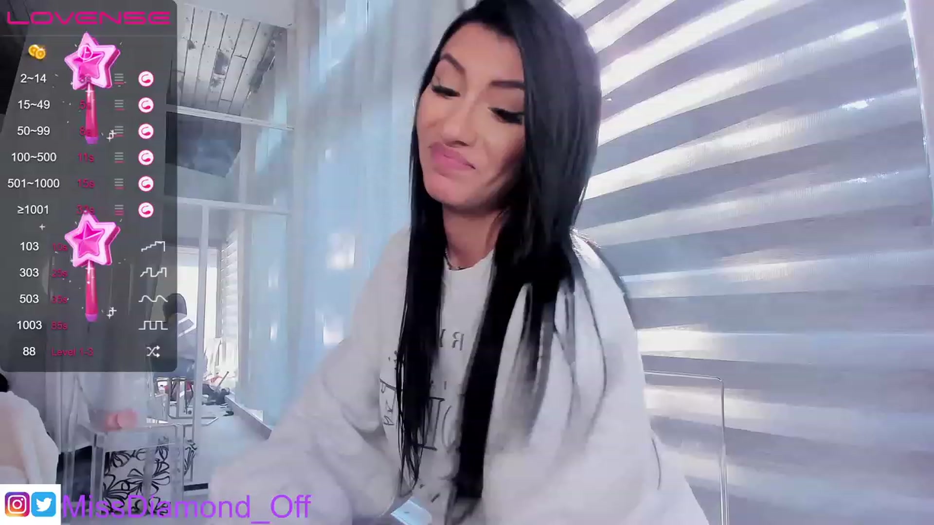 Gallery image thumbnail from Miss_diamond_'s myfreecams stream on, 02/13/2023, 12:45 image 20 of 20