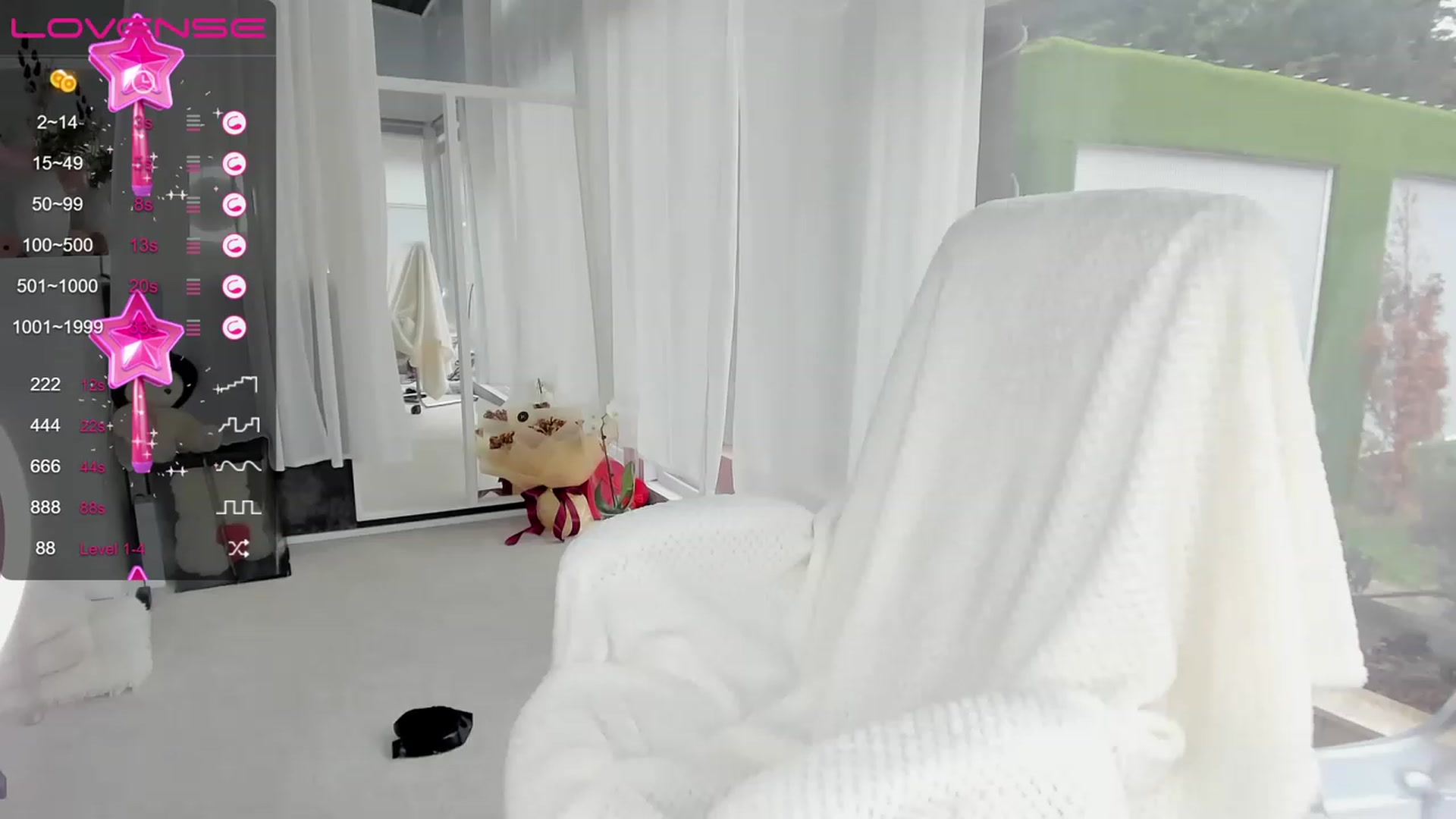 Gallery image thumbnail from Miss_diamond_'s myfreecams stream on, 03/16/2023, 11:24 image 16 of 20