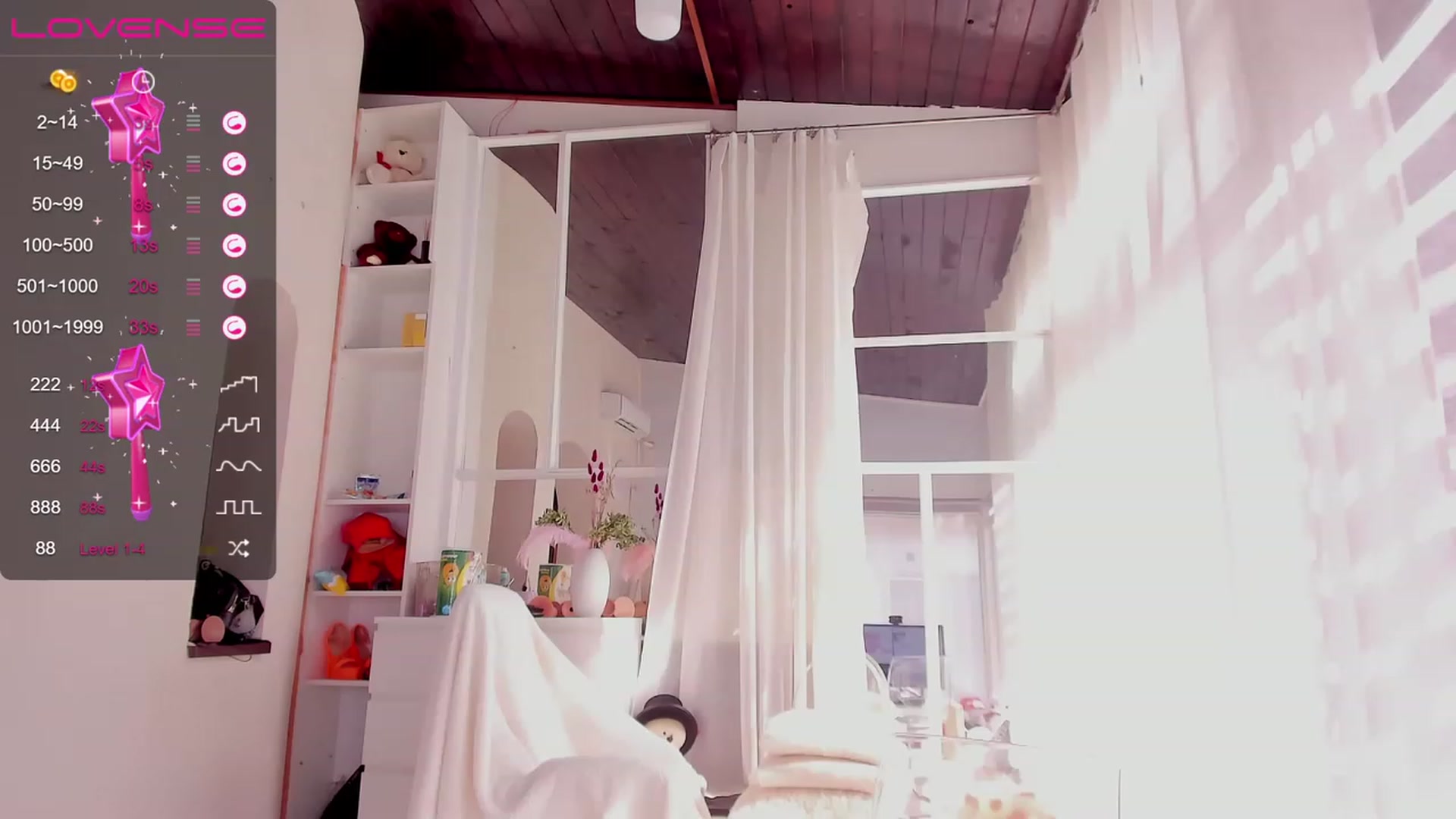 Gallery image thumbnail from Miss_diamond_'s myfreecams stream on, 03/17/2023, 10:39 image 3 of 20