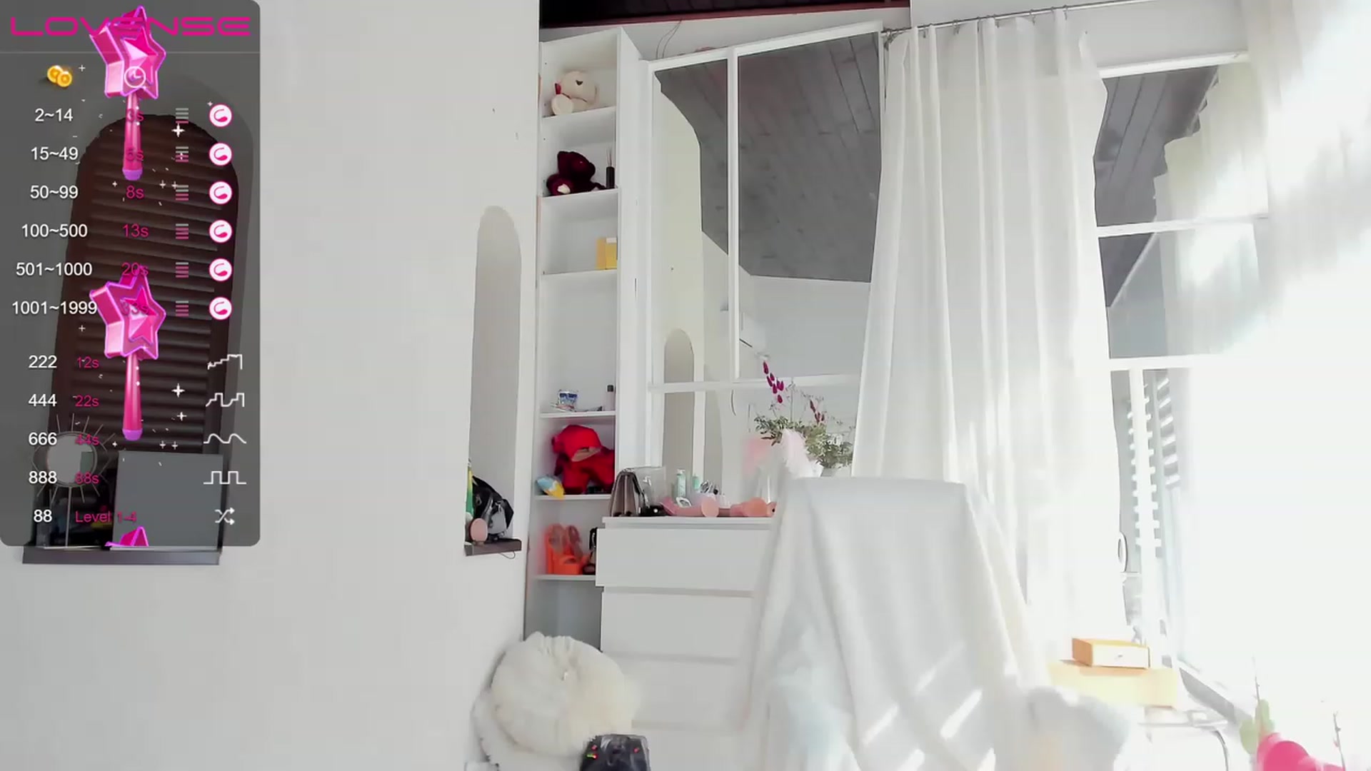 Gallery image thumbnail from Miss_diamond_'s myfreecams stream on, 03/19/2023, 08:53 image 9 of 20
