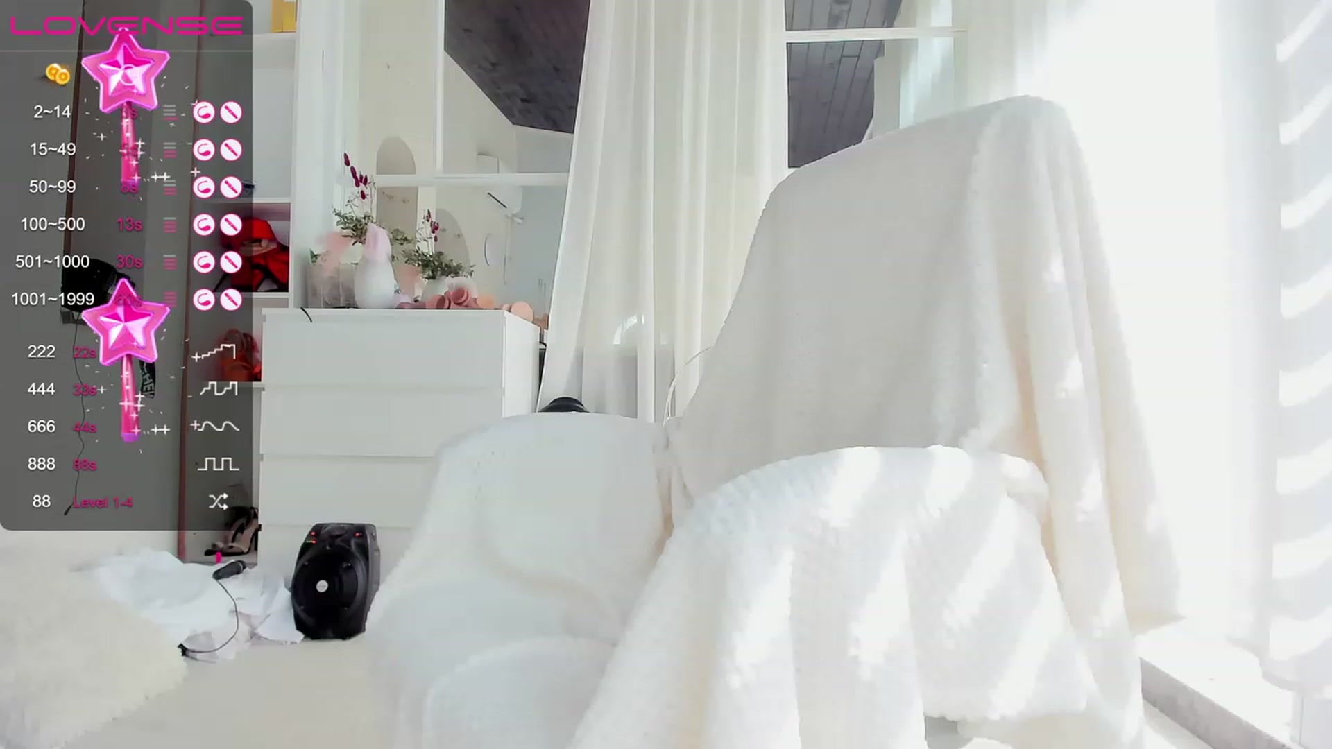 Gallery image thumbnail from Miss_diamond_'s myfreecams stream on, 04/10/2023, 10:08 image 19 of 20