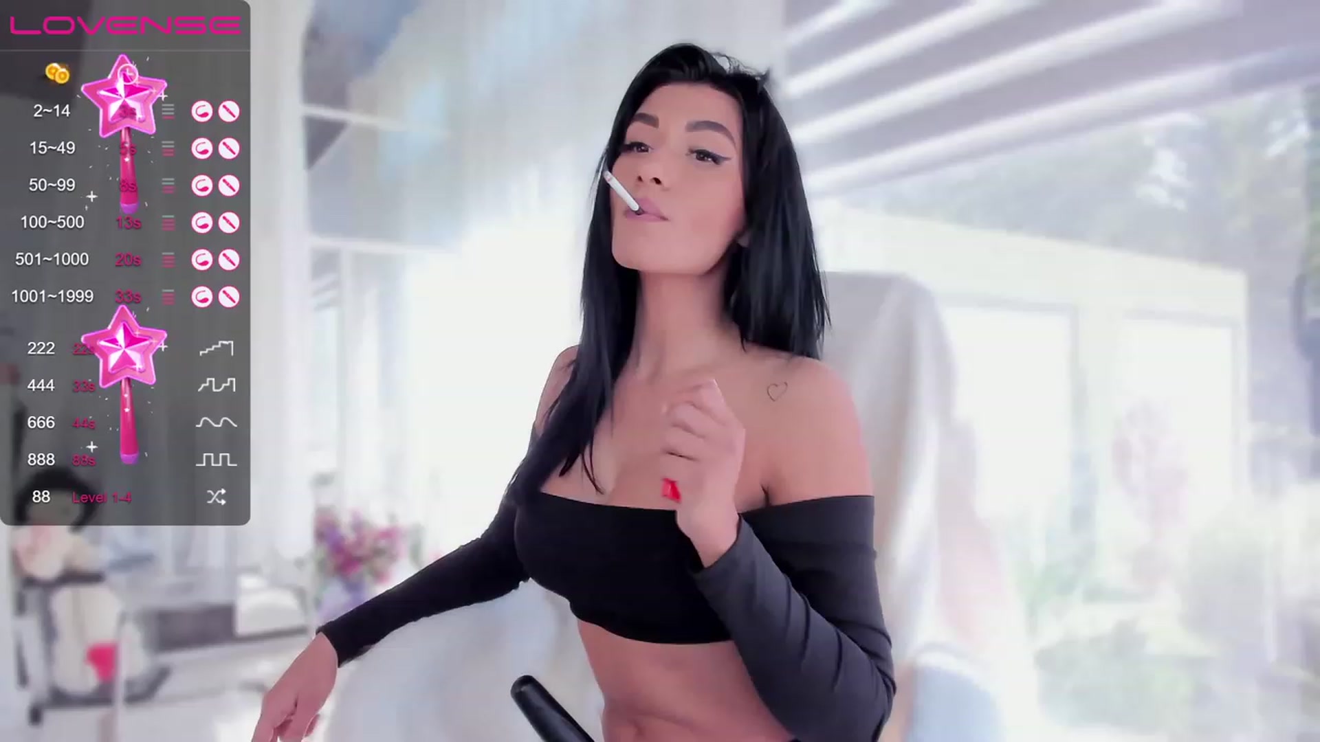 Gallery image thumbnail from Miss_diamond_'s myfreecams stream on, 04/26/2023, 07:54 image 8 of 20