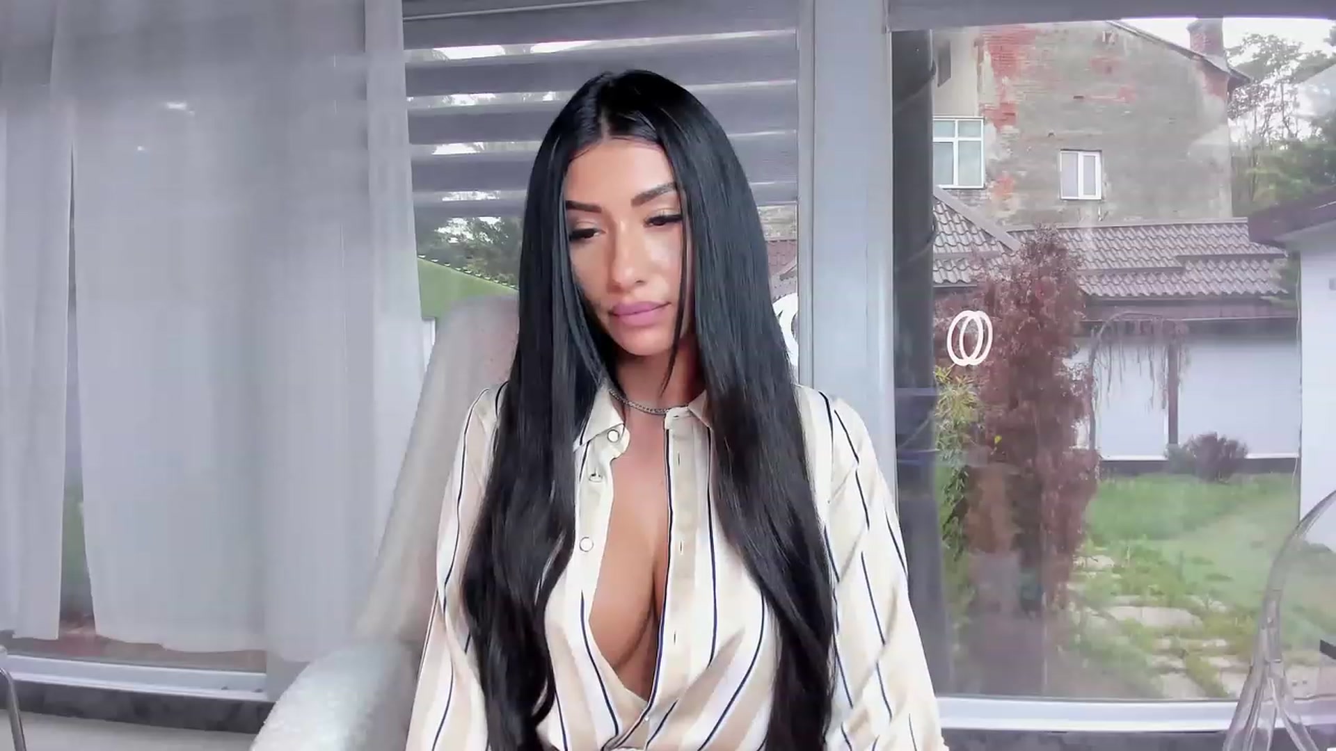 Gallery image thumbnail from Miss_diamond_'s myfreecams stream on, 05/08/2023, 12:11 image 13 of 20