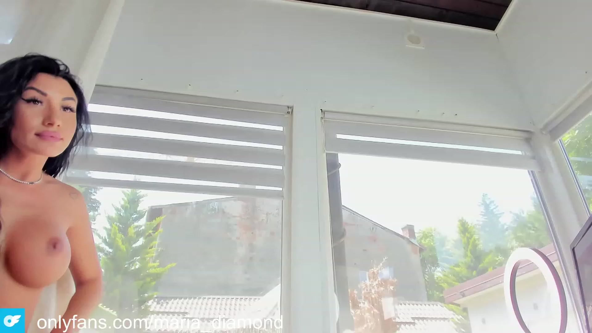 Gallery image thumbnail from Miss_diamond_'s myfreecams stream on, 06/08/2023, 12:19 image 5 of 20