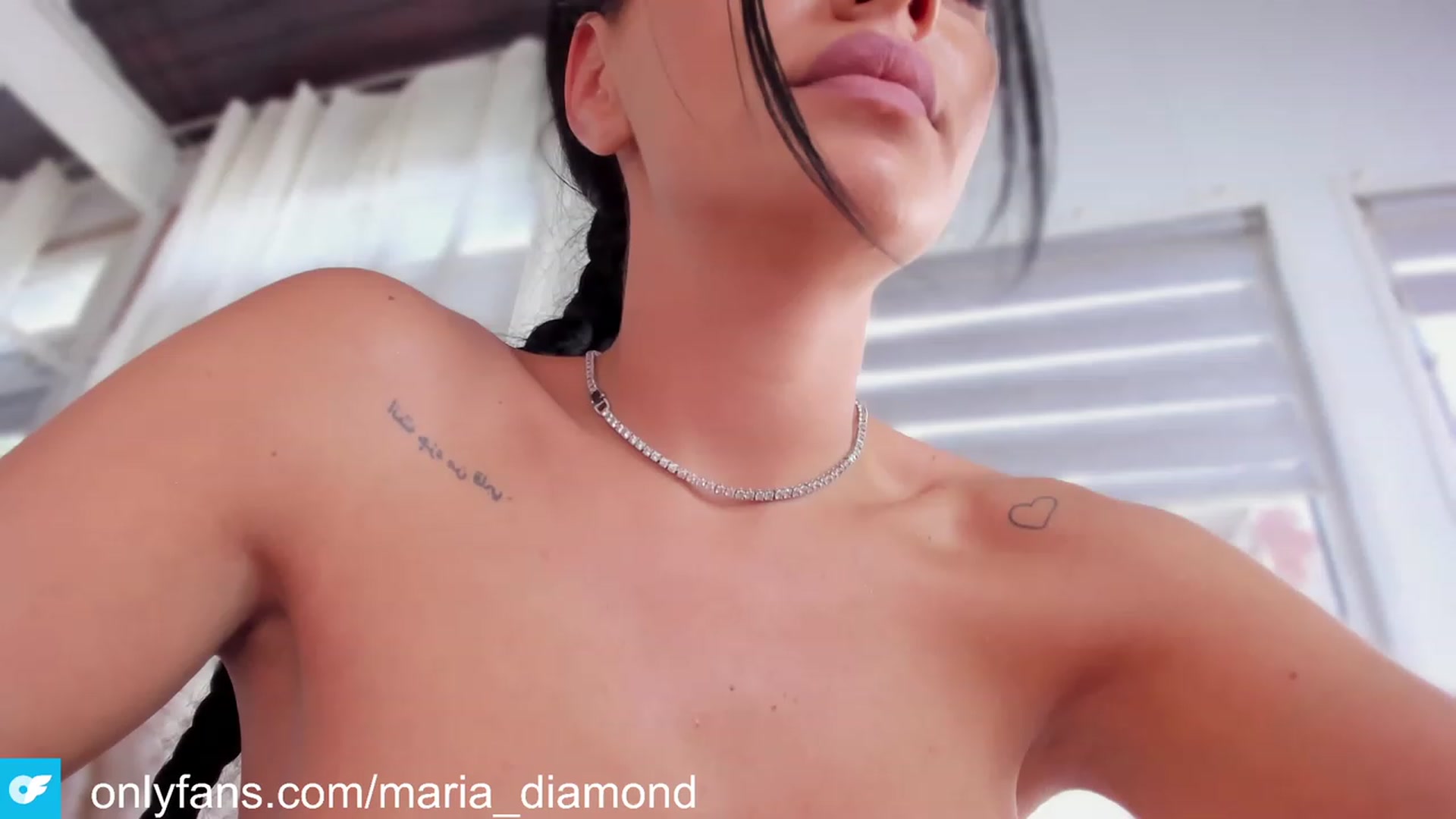 Gallery image thumbnail from Miss_diamond_'s myfreecams stream on, 06/20/2023, 13:33 image 3 of 20