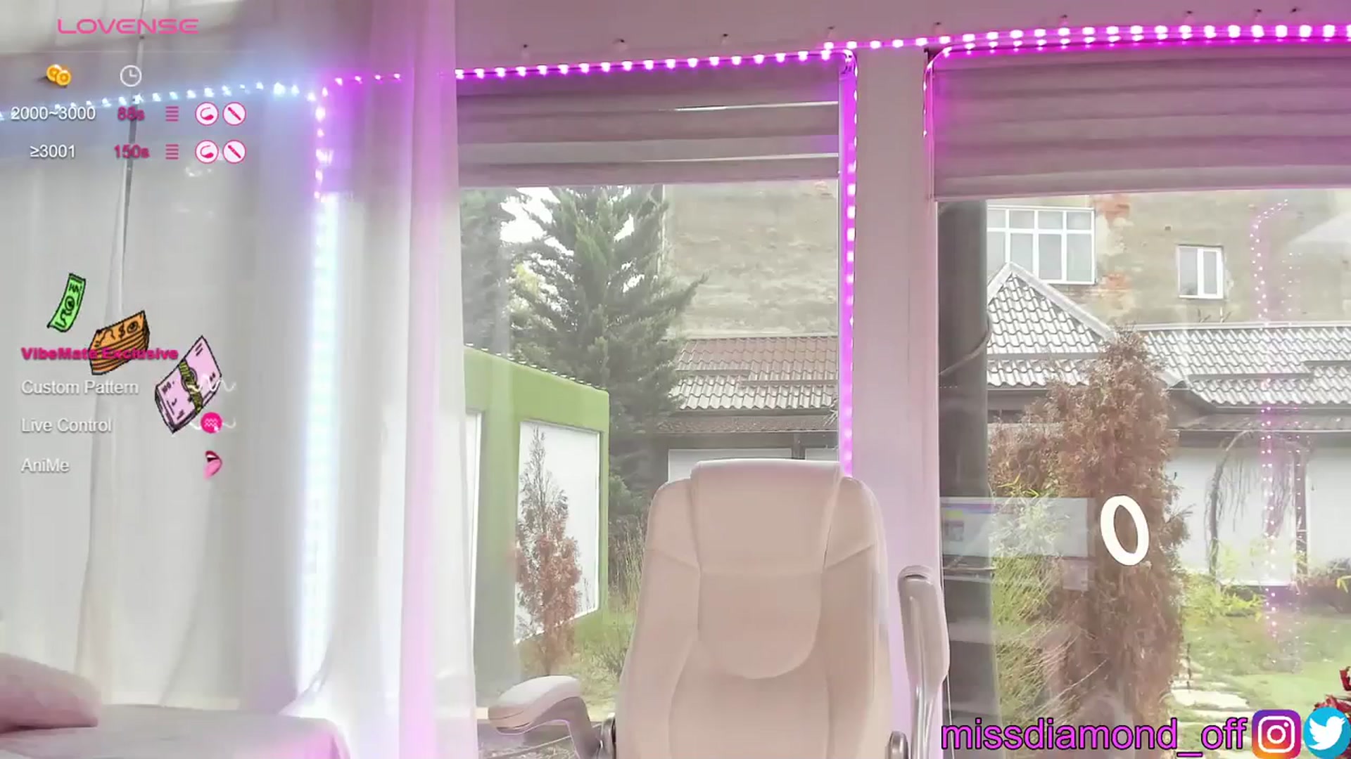 Gallery image thumbnail from Miss_diamond_'s myfreecams stream on, 11/22/2023, 09:14 image 5 of 20