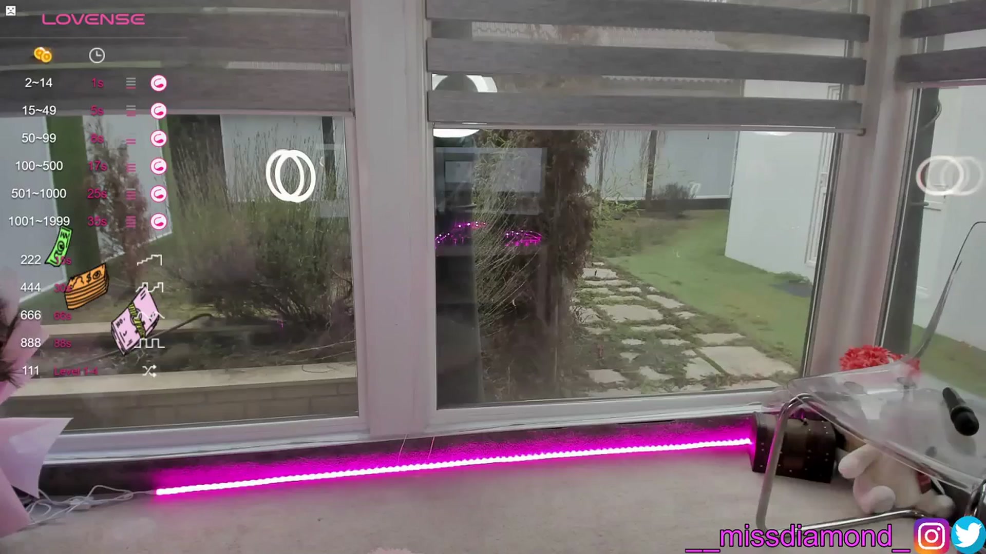 Gallery image thumbnail from Miss_diamond_'s myfreecams stream on, 01/03/2024, 13:44 image 1 of 20