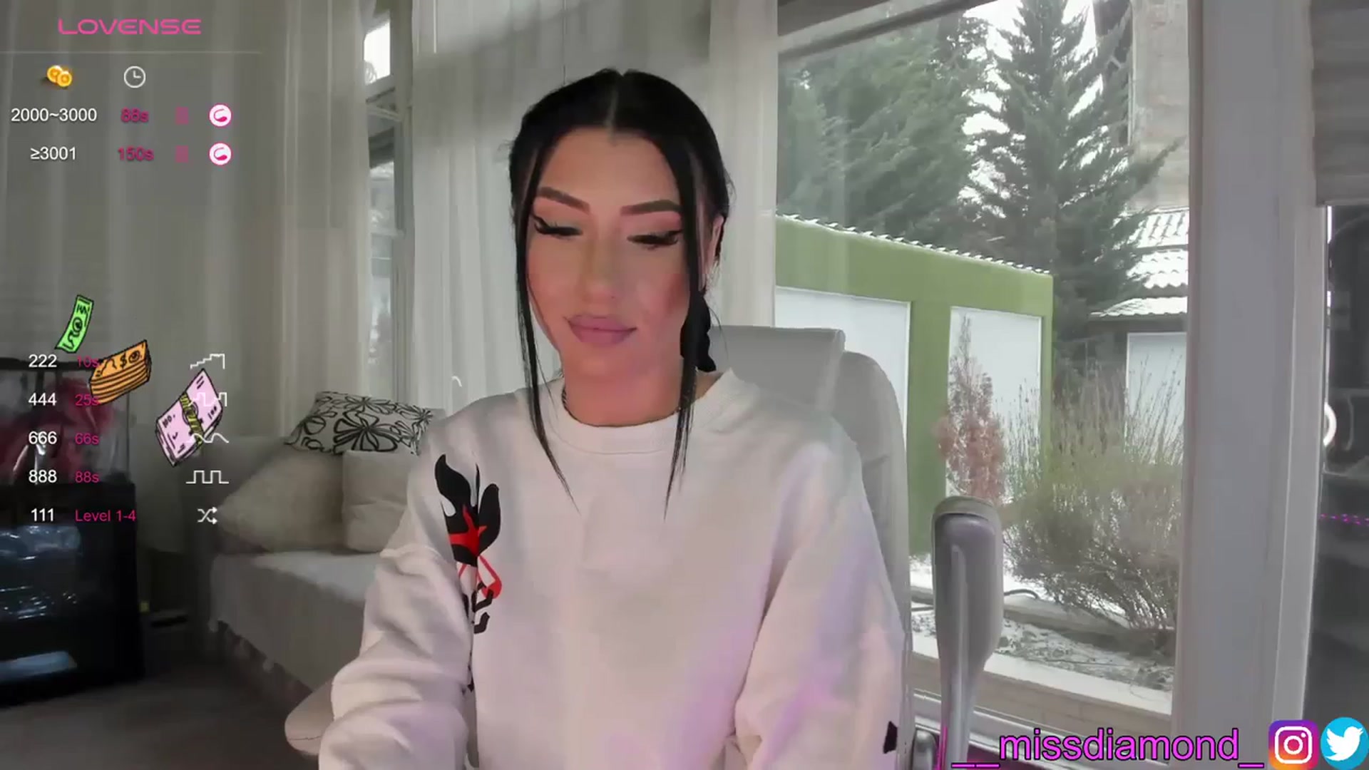 Gallery image thumbnail from Miss_diamond_'s myfreecams stream on, 01/09/2024, 09:18 image 19 of 20