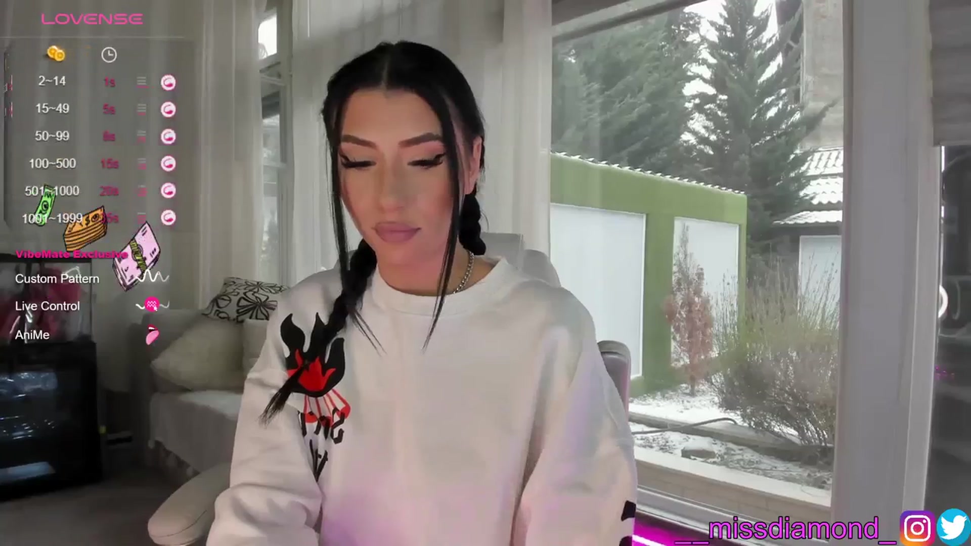 Gallery image thumbnail from Miss_diamond_'s myfreecams stream on, 01/09/2024, 09:18 image 14 of 20