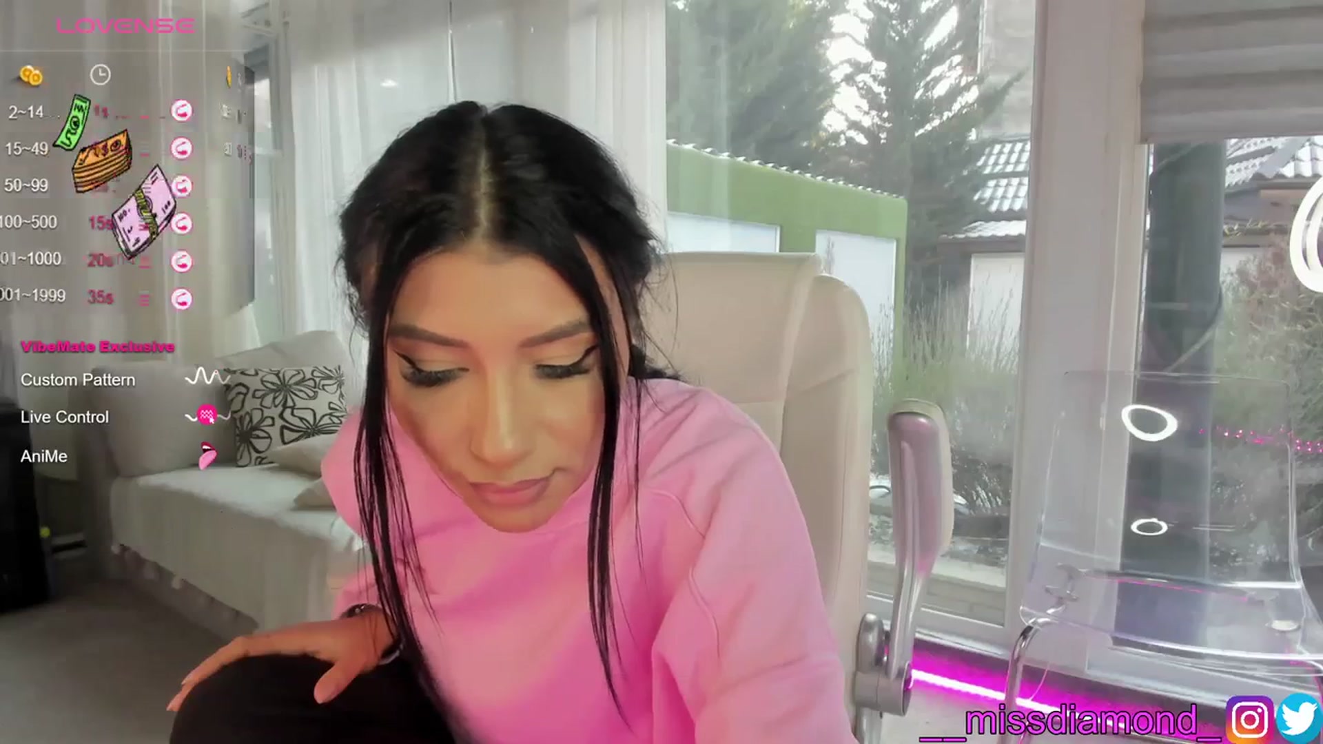 Gallery image thumbnail from Miss_diamond_'s myfreecams stream on, 01/10/2024, 11:09 image 3 of 20
