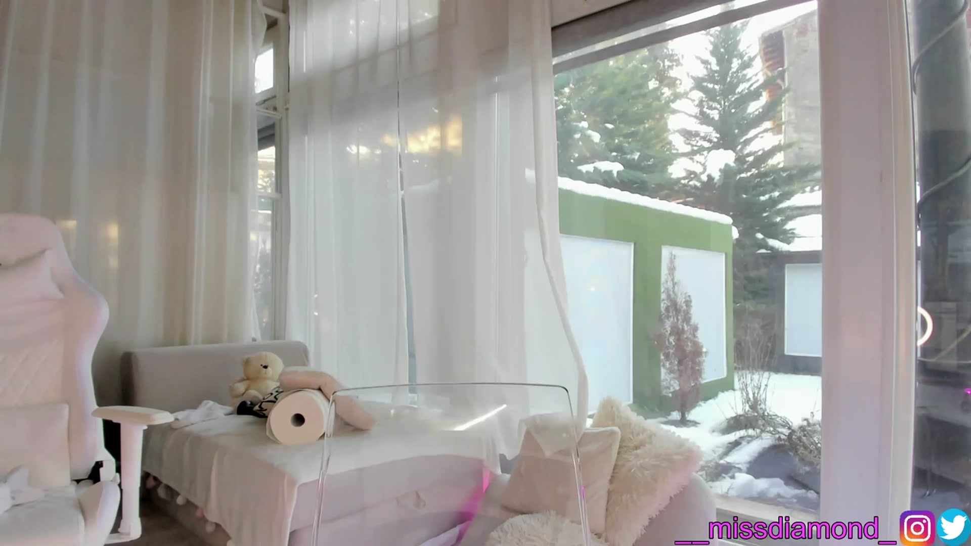 Gallery image thumbnail from Miss_diamond_'s myfreecams stream on, 01/25/2024, 15:21 image 12 of 20