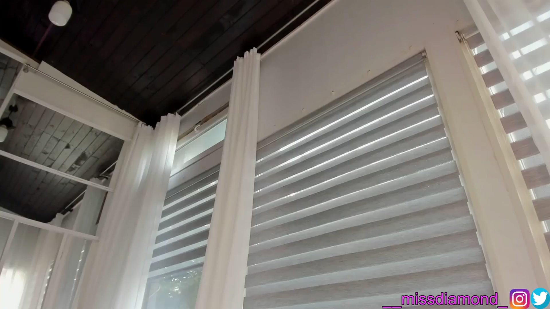 Gallery image thumbnail from Miss_diamond_'s myfreecams stream on, 03/16/2024, 14:14 image 2 of 20