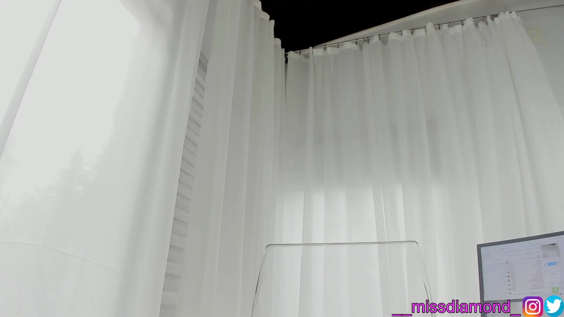 Gallery image thumbnail from Miss_diamond_'s myfreecams stream on, 03/22/2024, 10:28 image 19 of 20