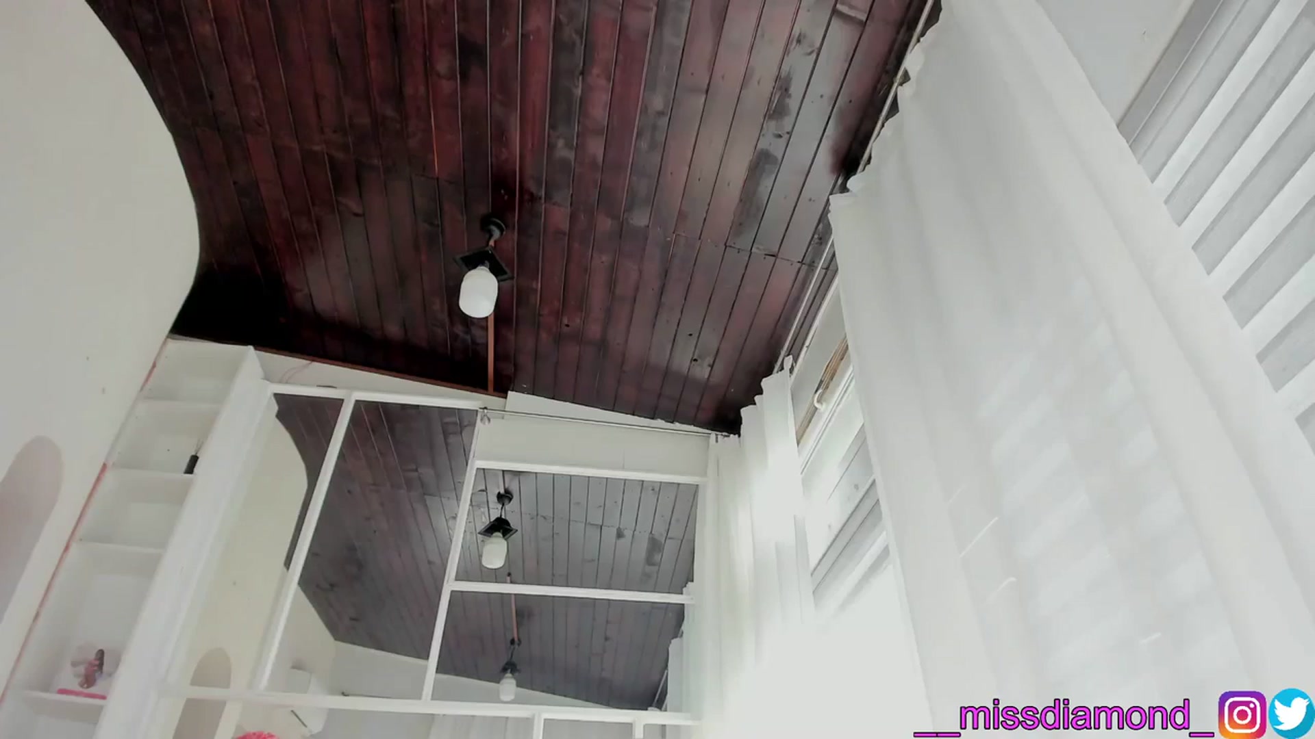 Gallery image thumbnail from Miss_diamond_'s myfreecams stream on, 04/01/2024, 08:59 image 14 of 20
