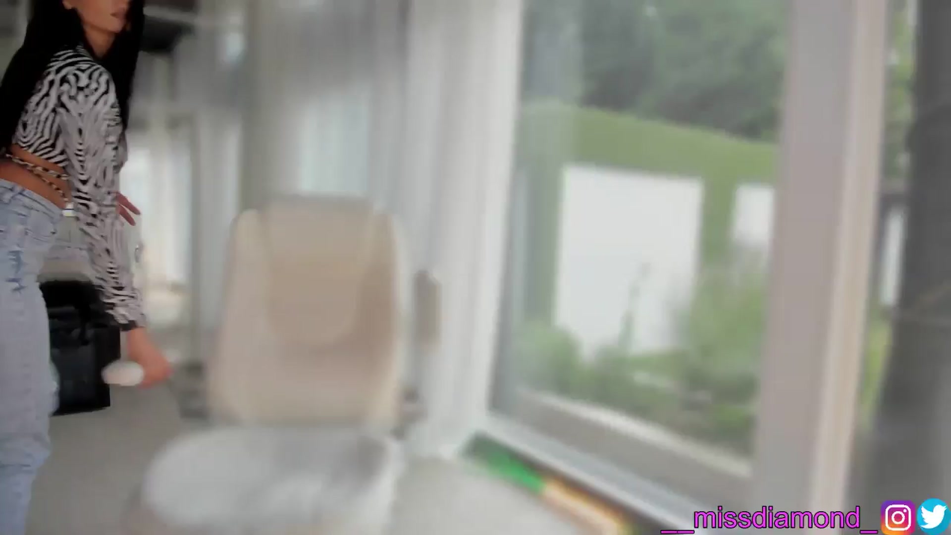 Gallery image thumbnail from Miss_diamond_'s myfreecams stream on, 05/18/2024, 08:12 image 4 of 20