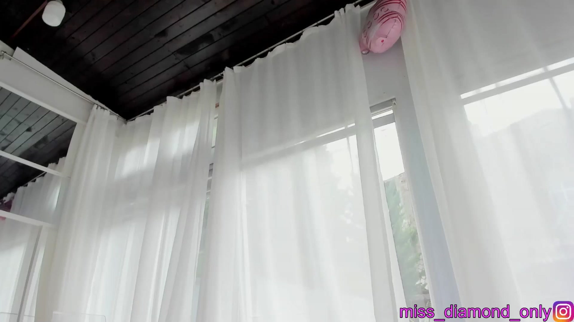 Gallery image thumbnail from Miss_diamond_'s myfreecams stream on, 09/16/2024, 08:02 image 13 of 20