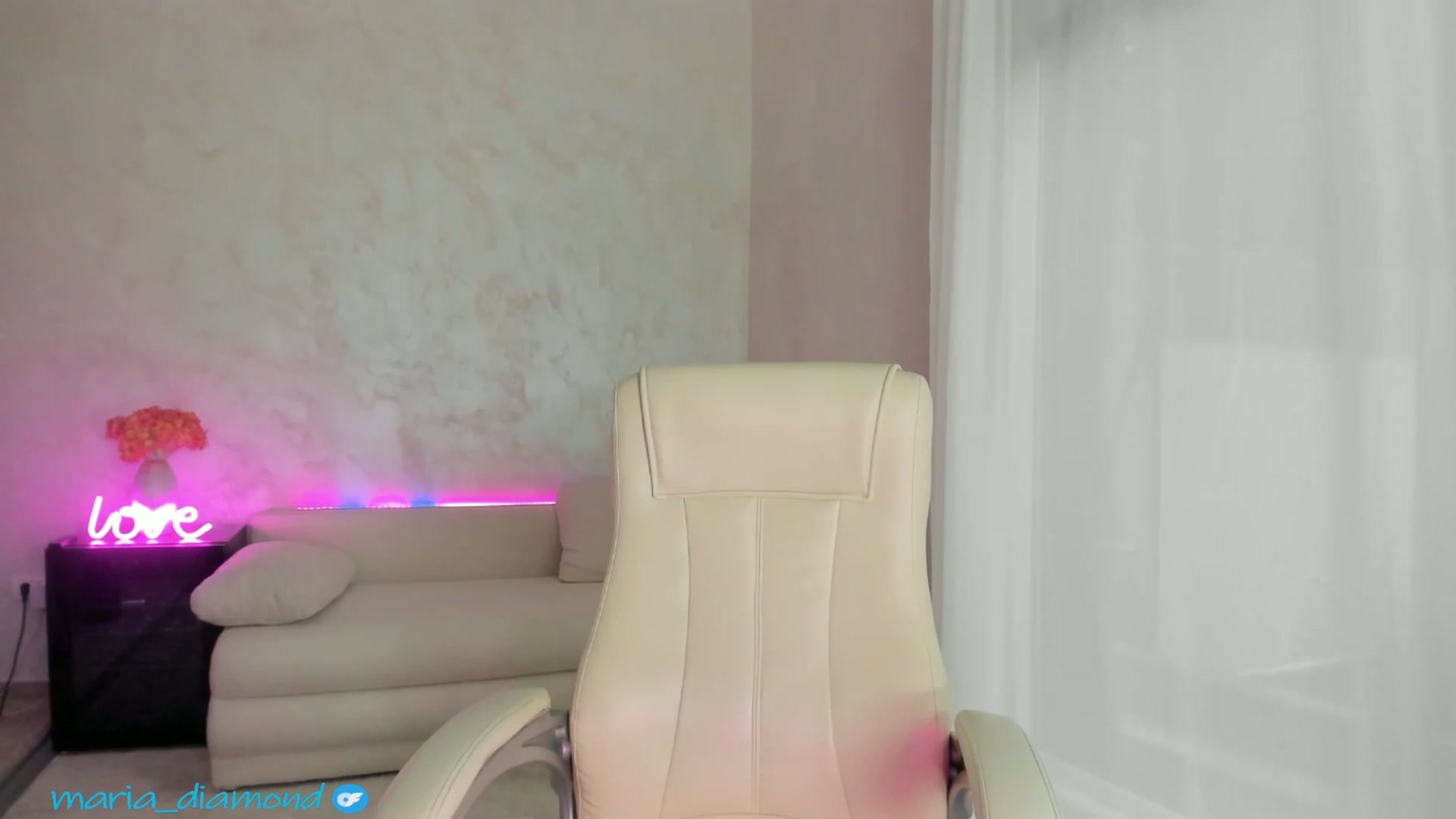 Gallery image thumbnail from Miss_diamond_'s myfreecams stream on, 12/07/2024, 09:37 image 14 of 20