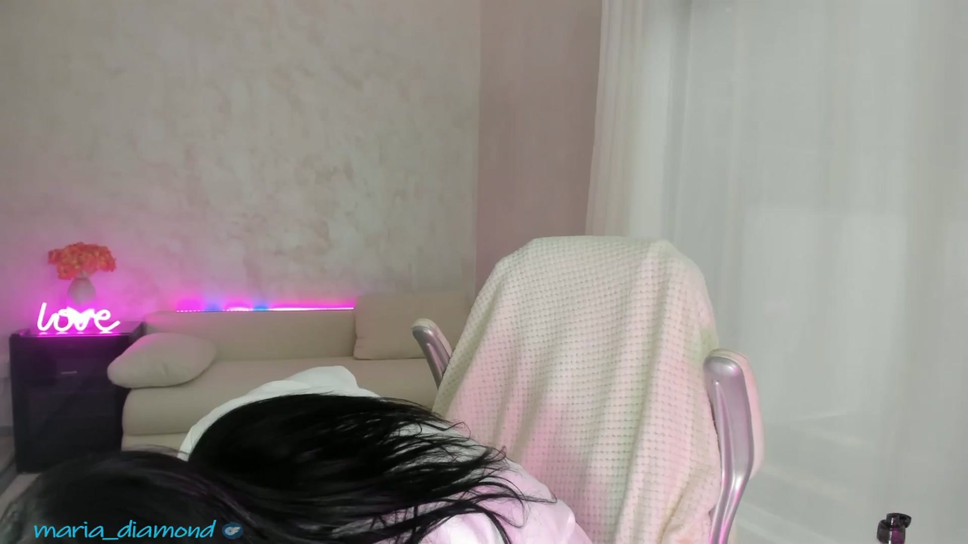 Gallery image thumbnail from Miss_diamond_'s myfreecams stream on, 12/08/2024, 13:37 image 18 of 20