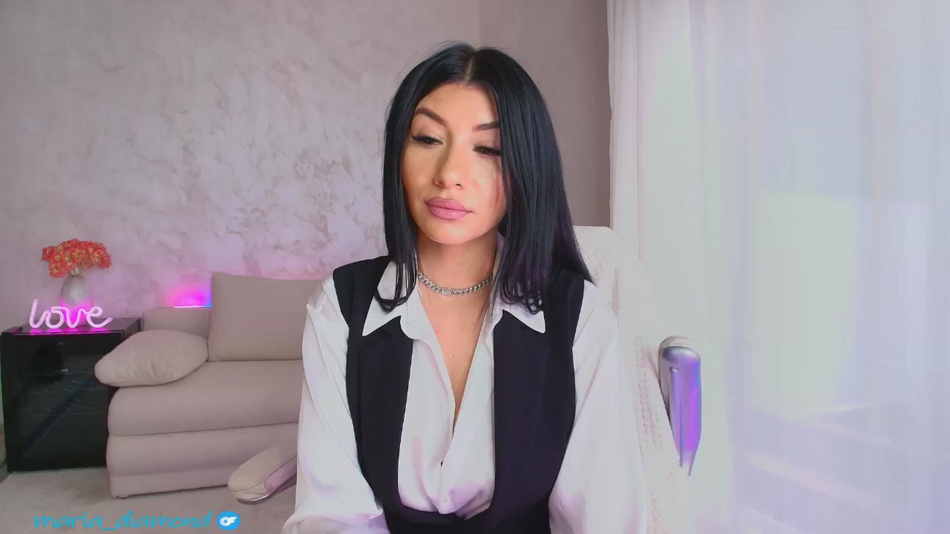 Gallery image thumbnail from Miss_diamond_'s myfreecams stream on, 12/11/2024, 09:23 image 1 of 20