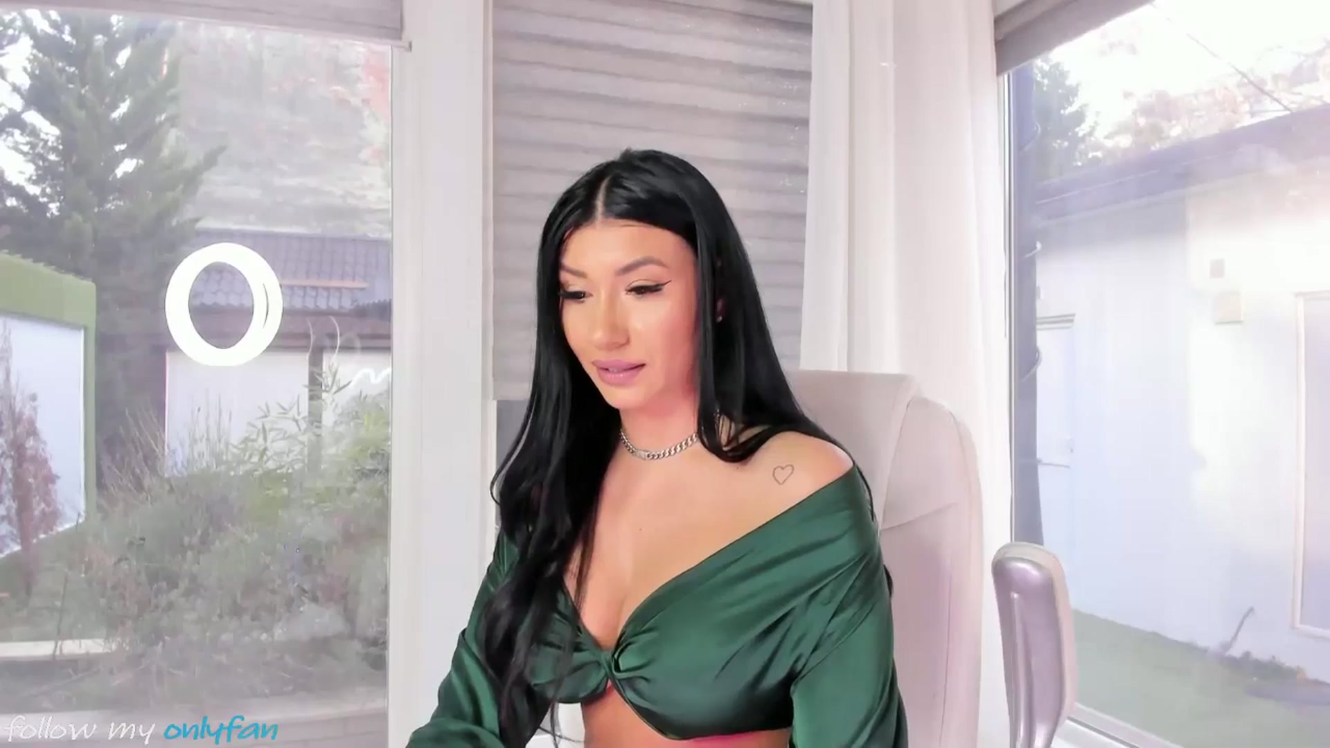 Gallery image thumbnail from Miss_diamond_'s myfreecams stream on, 01/09/2025, 08:25 image 13 of 20