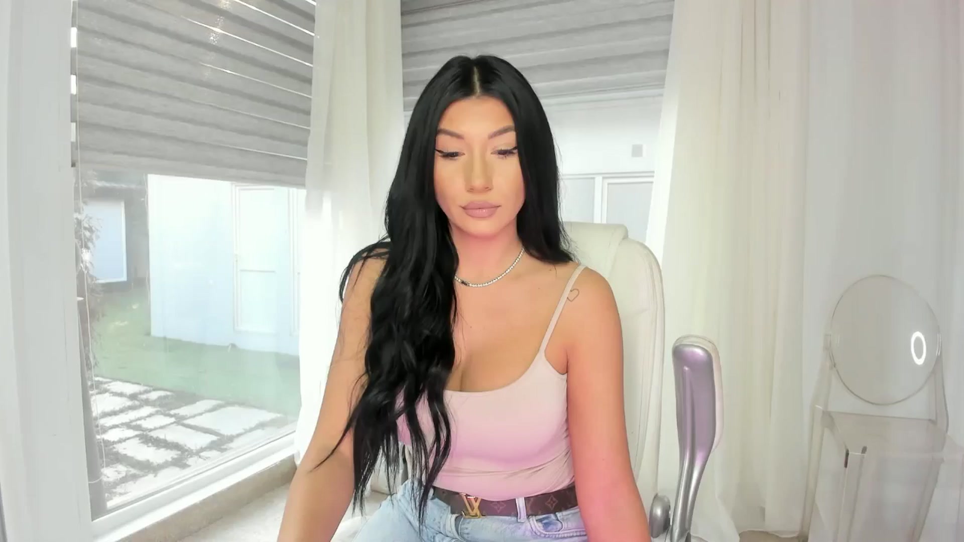 Gallery image thumbnail from Miss_diamond_'s myfreecams stream on, 02/11/2025, 07:25 image 1 of 20