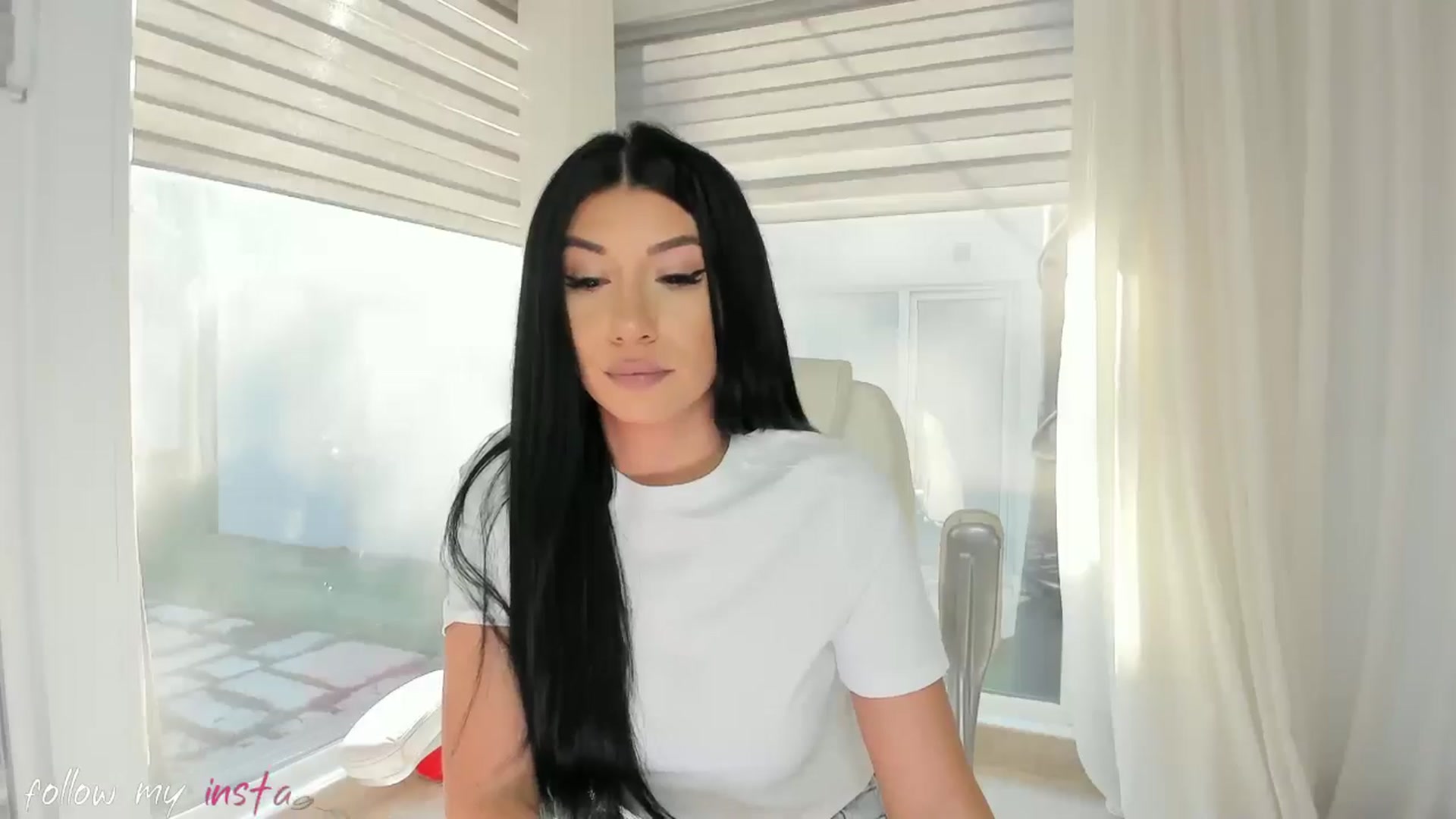 Gallery image thumbnail from Miss_diamond_'s myfreecams stream on, 03/04/2025, 07:44 image 5 of 20