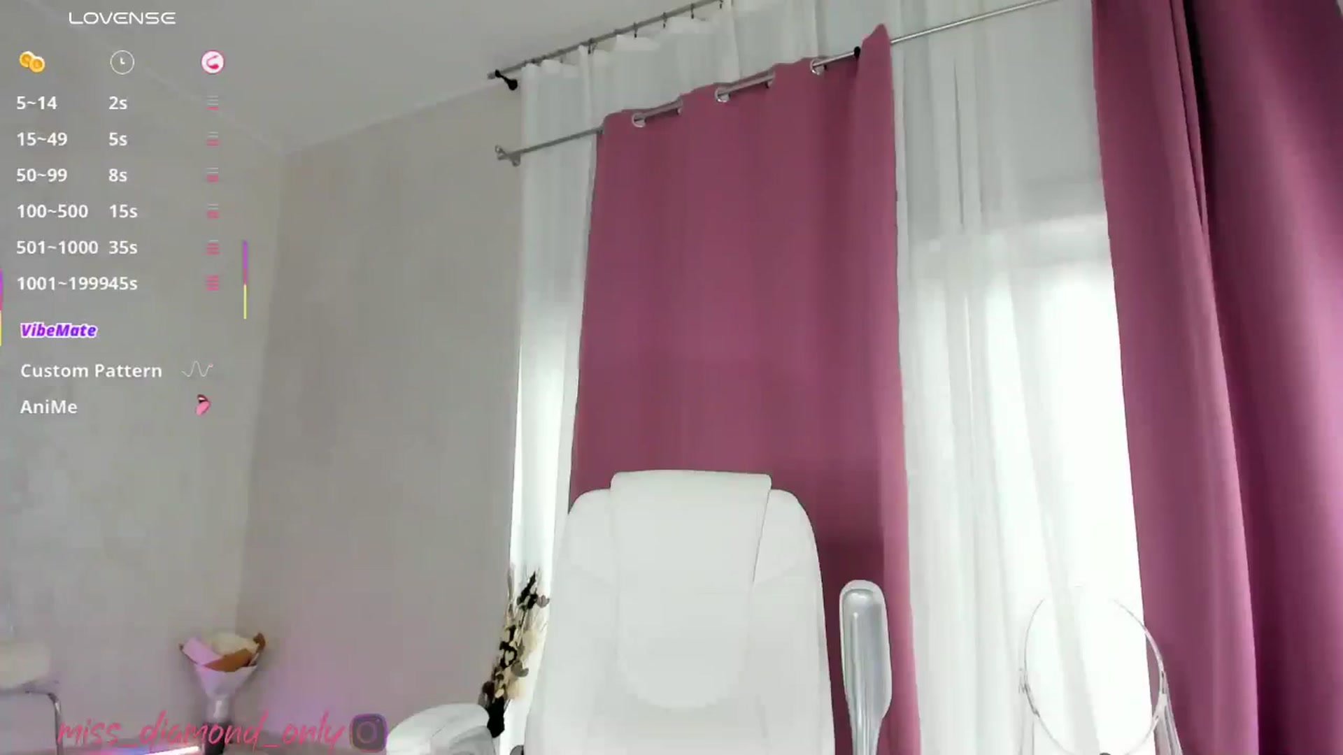 Gallery image thumbnail from Miss_diamond_'s myfreecams stream on, 04/03/2025, 10:36 image 15 of 20