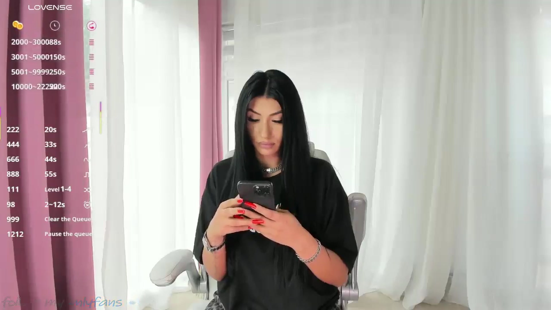 Gallery image thumbnail from Miss_diamond_'s myfreecams stream on, 05/08/2025, 11:18 image 20 of 20