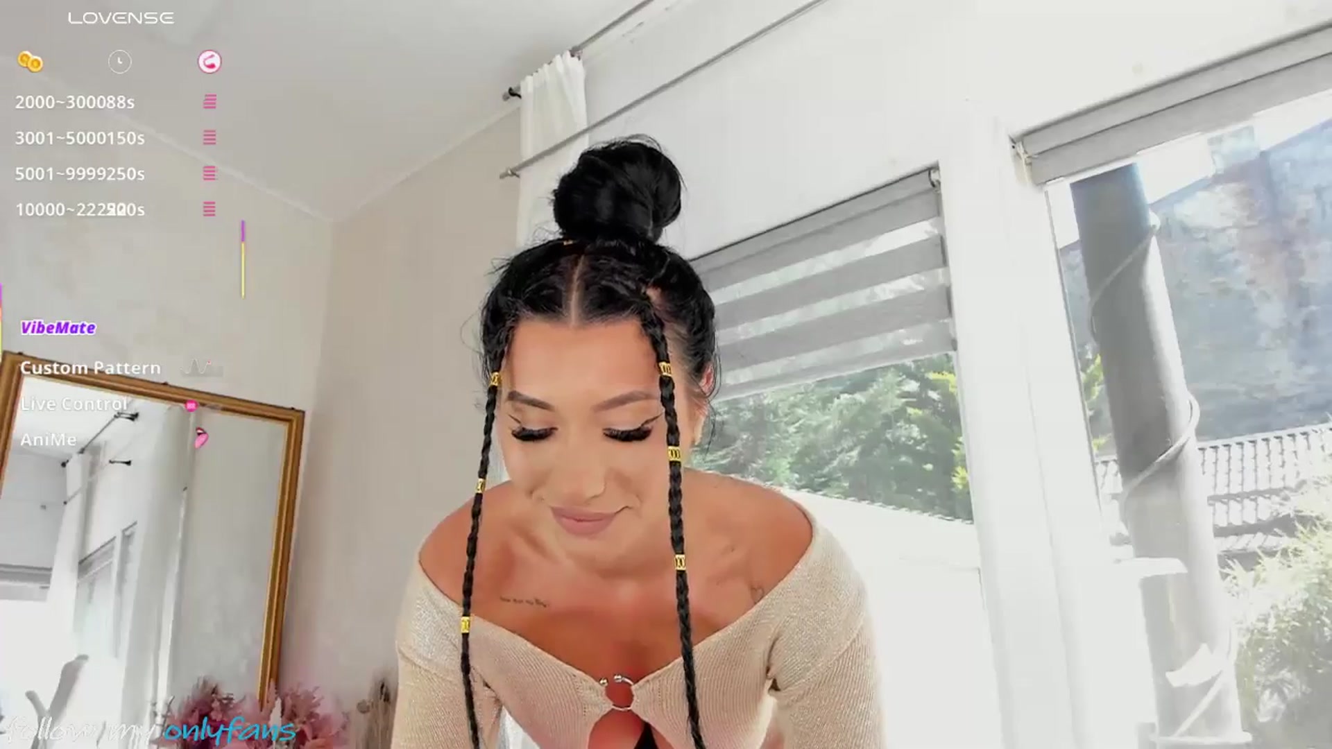 Gallery image thumbnail from Miss_diamond_'s myfreecams stream on, 06/22/2025, 08:13 image 7 of 20