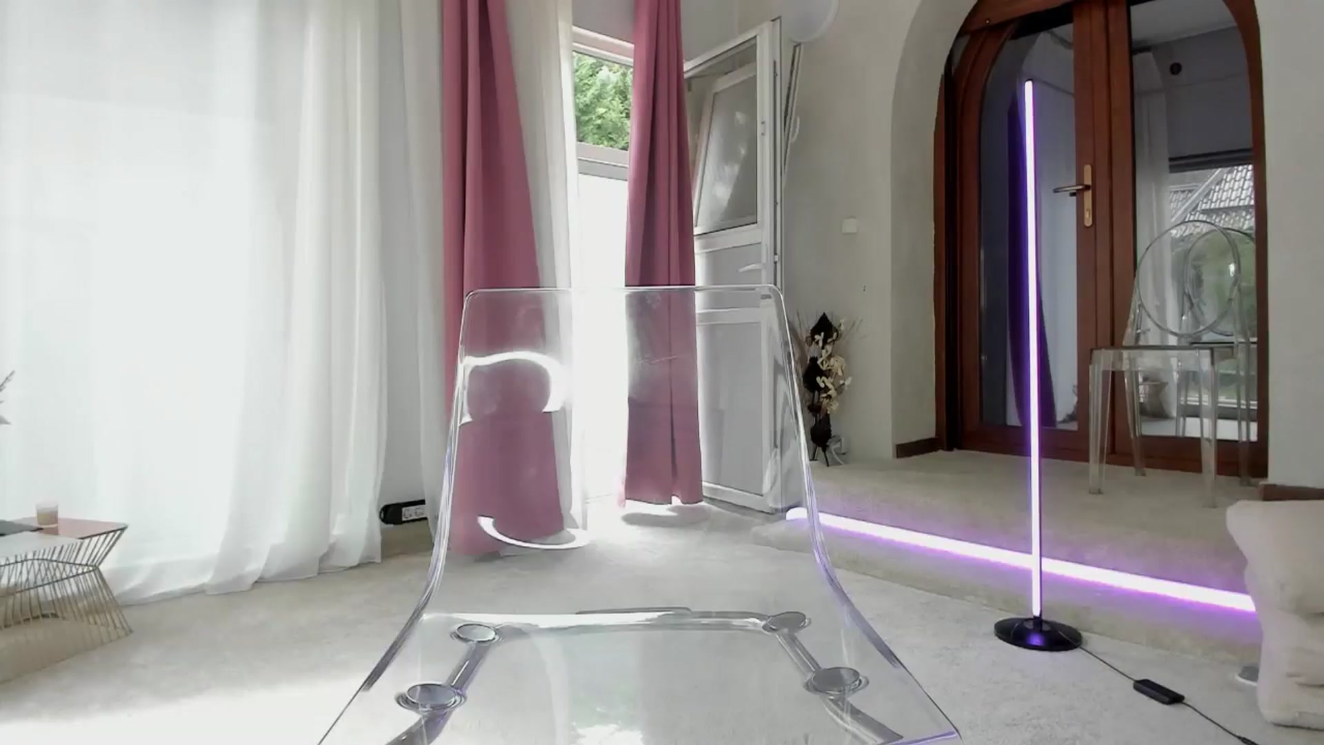 Gallery image thumbnail from Miss_diamond_'s myfreecams stream on, 08/18/2025, 10:51 image 5 of 20