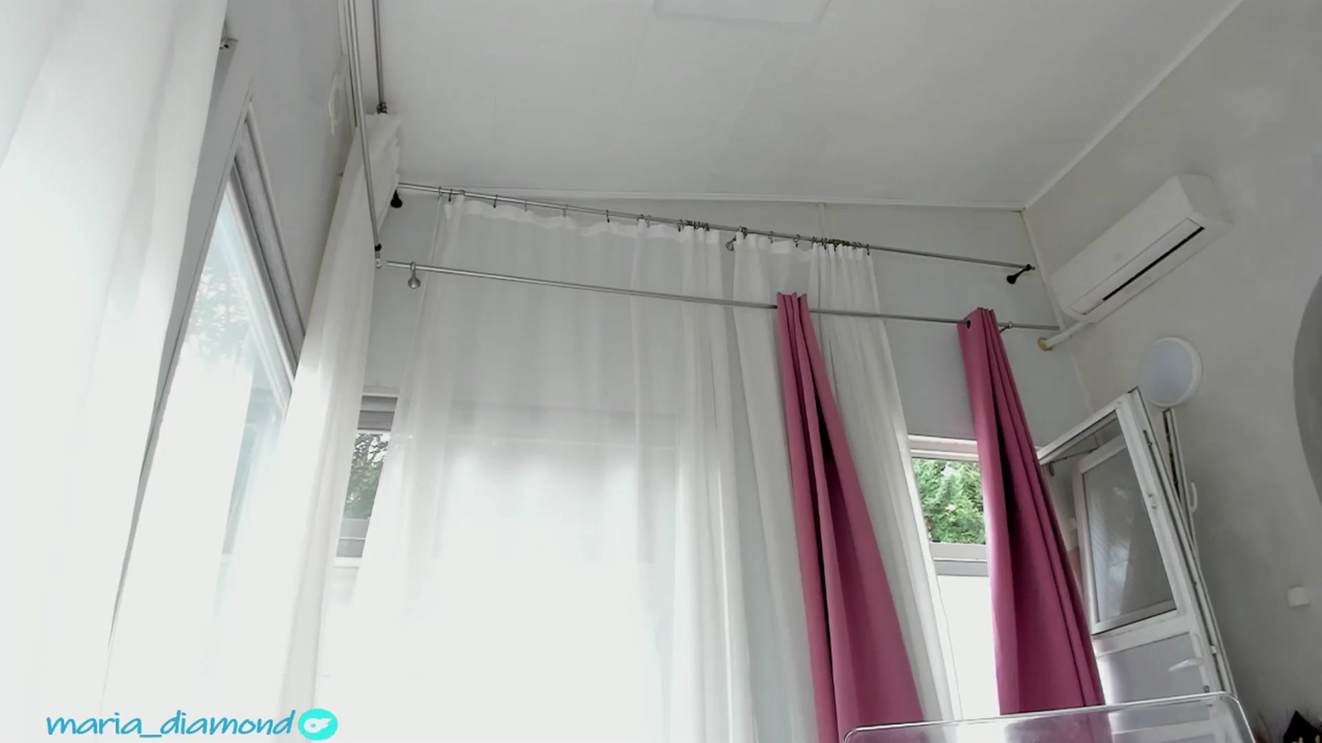 Gallery image thumbnail from Miss_diamond_'s myfreecams stream on, 08/18/2025, 10:51 image 3 of 20