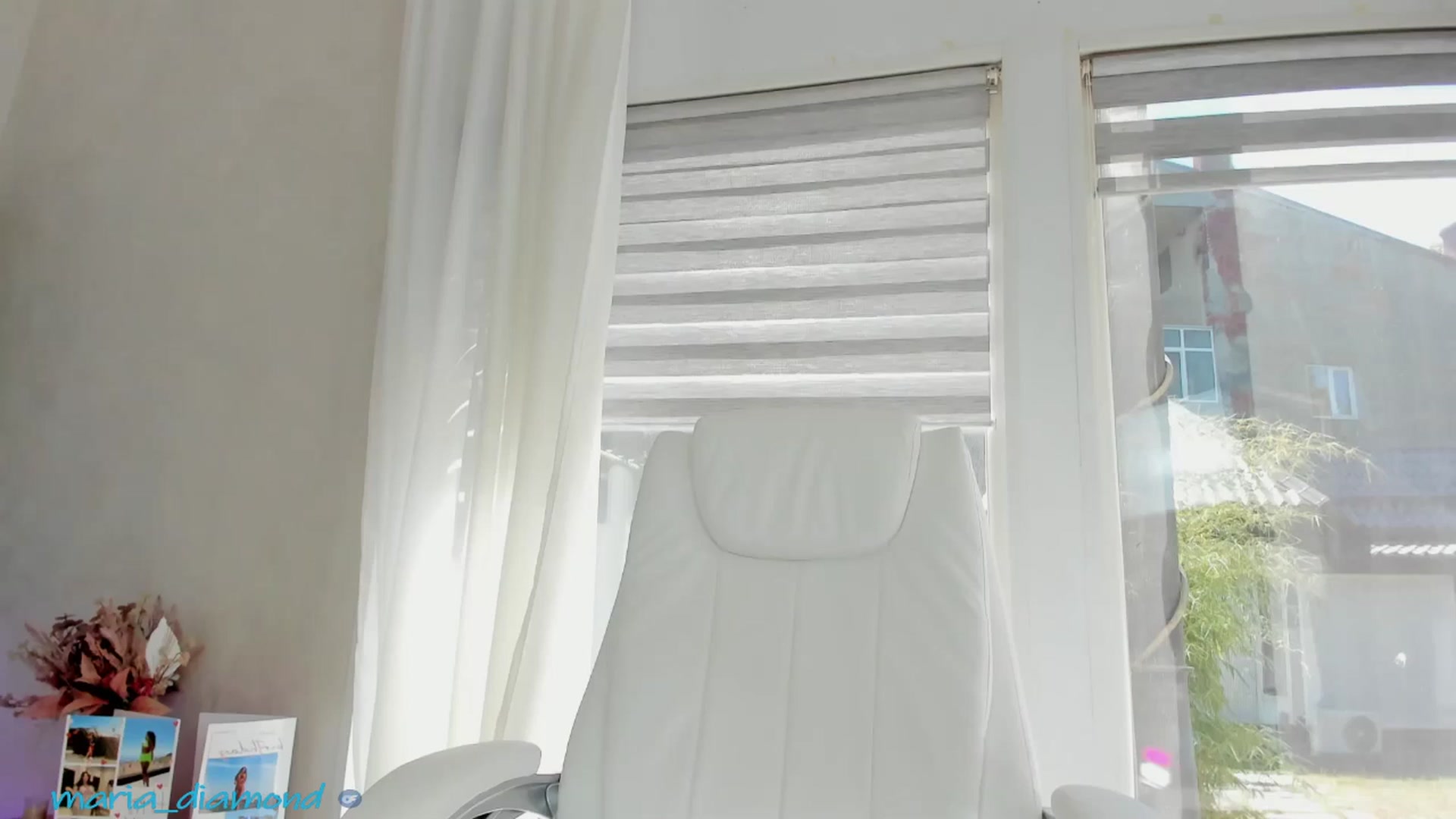 Gallery image thumbnail from Miss_diamond_'s myfreecams stream on, 08/28/2025, 11:11 image 19 of 20