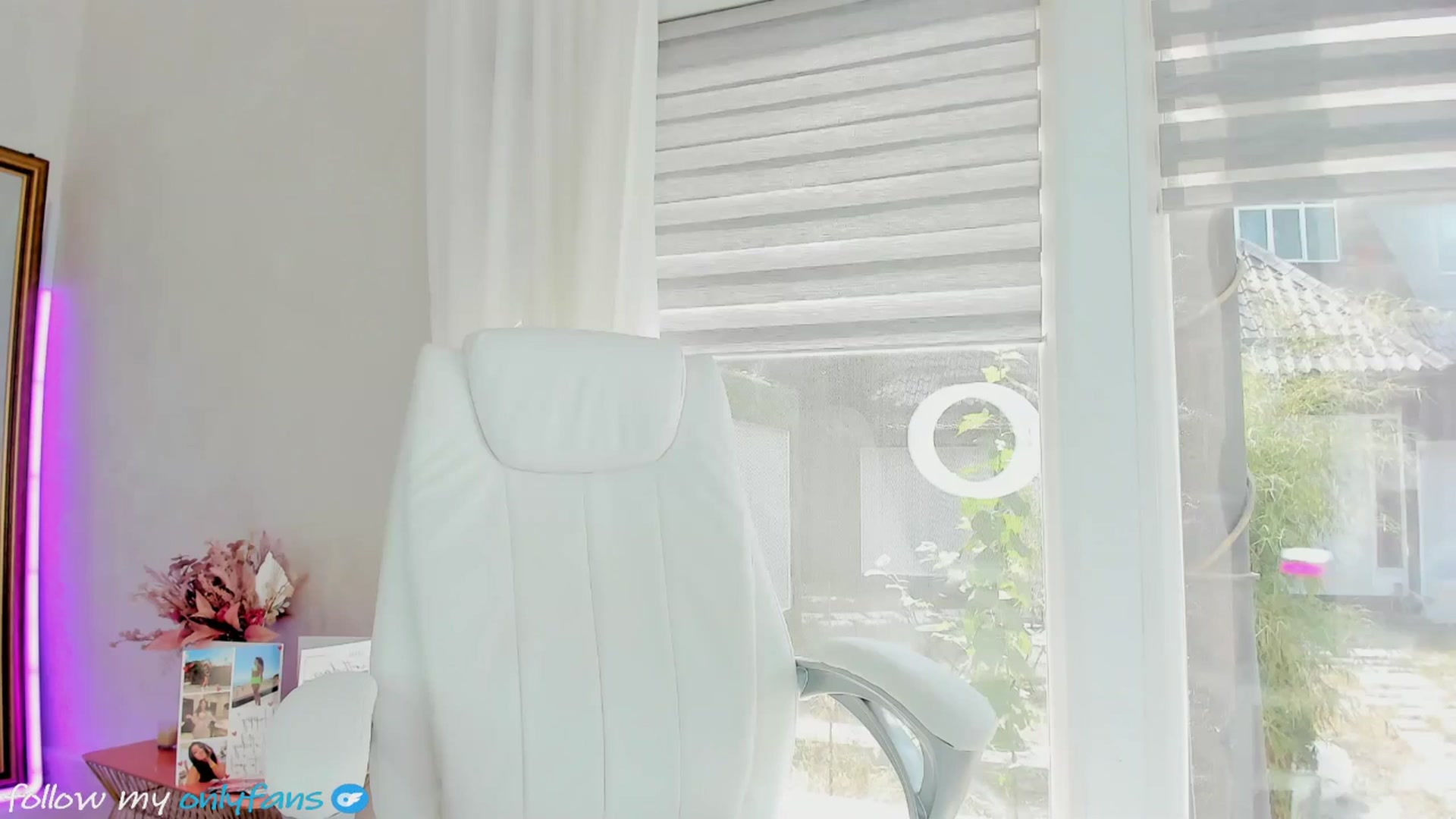 Gallery image thumbnail from Miss_diamond_'s myfreecams stream on, 09/07/2025, 10:47 image 17 of 20