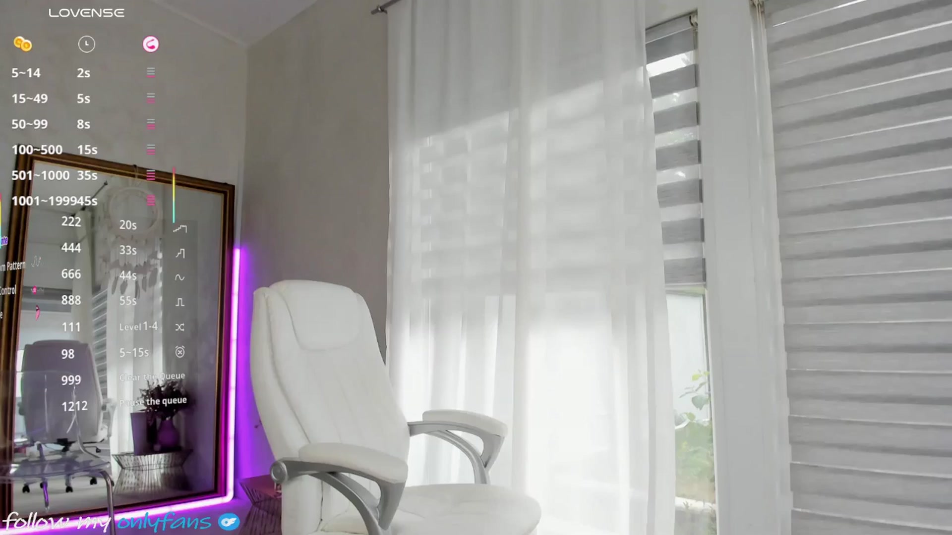 Gallery image thumbnail from Miss_diamond_'s myfreecams stream on, 09/30/2025, 10:55 image 1 of 20