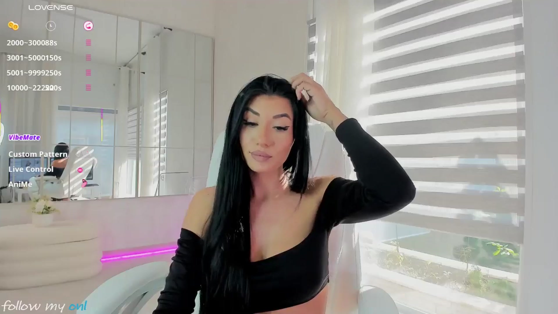 Gallery image thumbnail from Miss_diamond_'s myfreecams stream on, 10/22/2025, 11:26 image 9 of 20