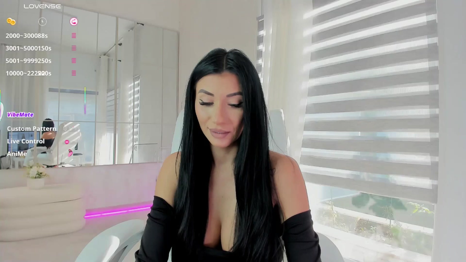Gallery image thumbnail from Miss_diamond_'s myfreecams stream on, 10/22/2025, 11:26 image 6 of 20