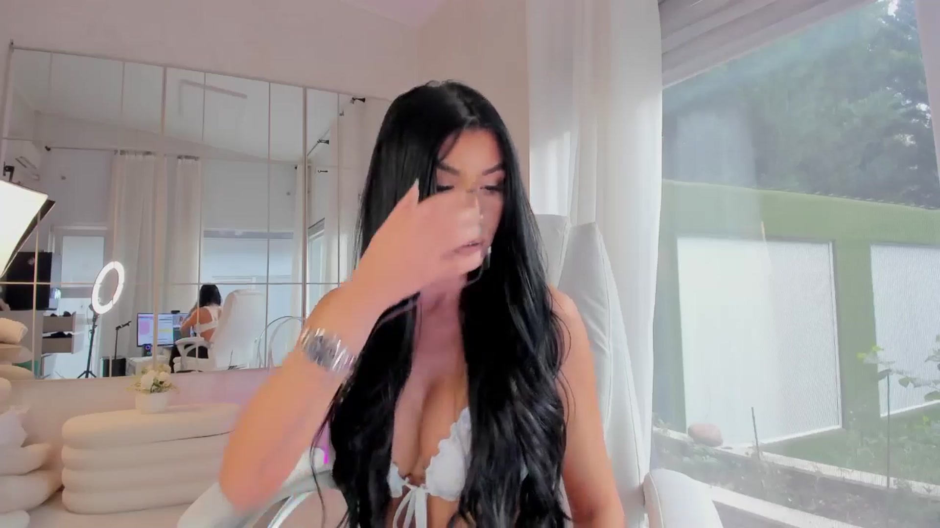 Gallery image thumbnail from Miss_diamond_'s myfreecams stream on, 10/28/2025, 08:36 image 8 of 20