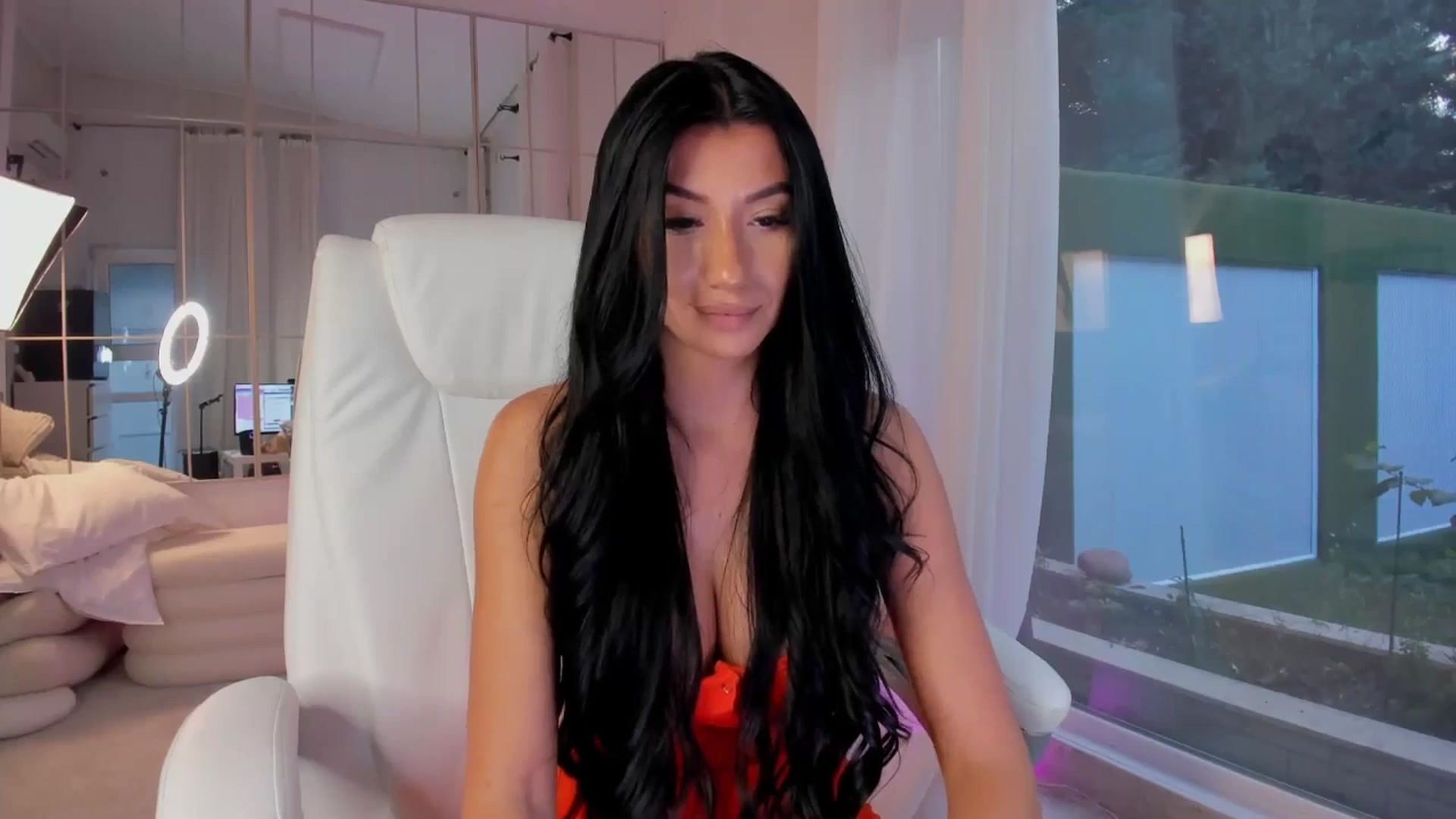 Gallery image thumbnail from Miss_diamond_'s myfreecams stream on, 10/28/2025, 13:38 image 16 of 20